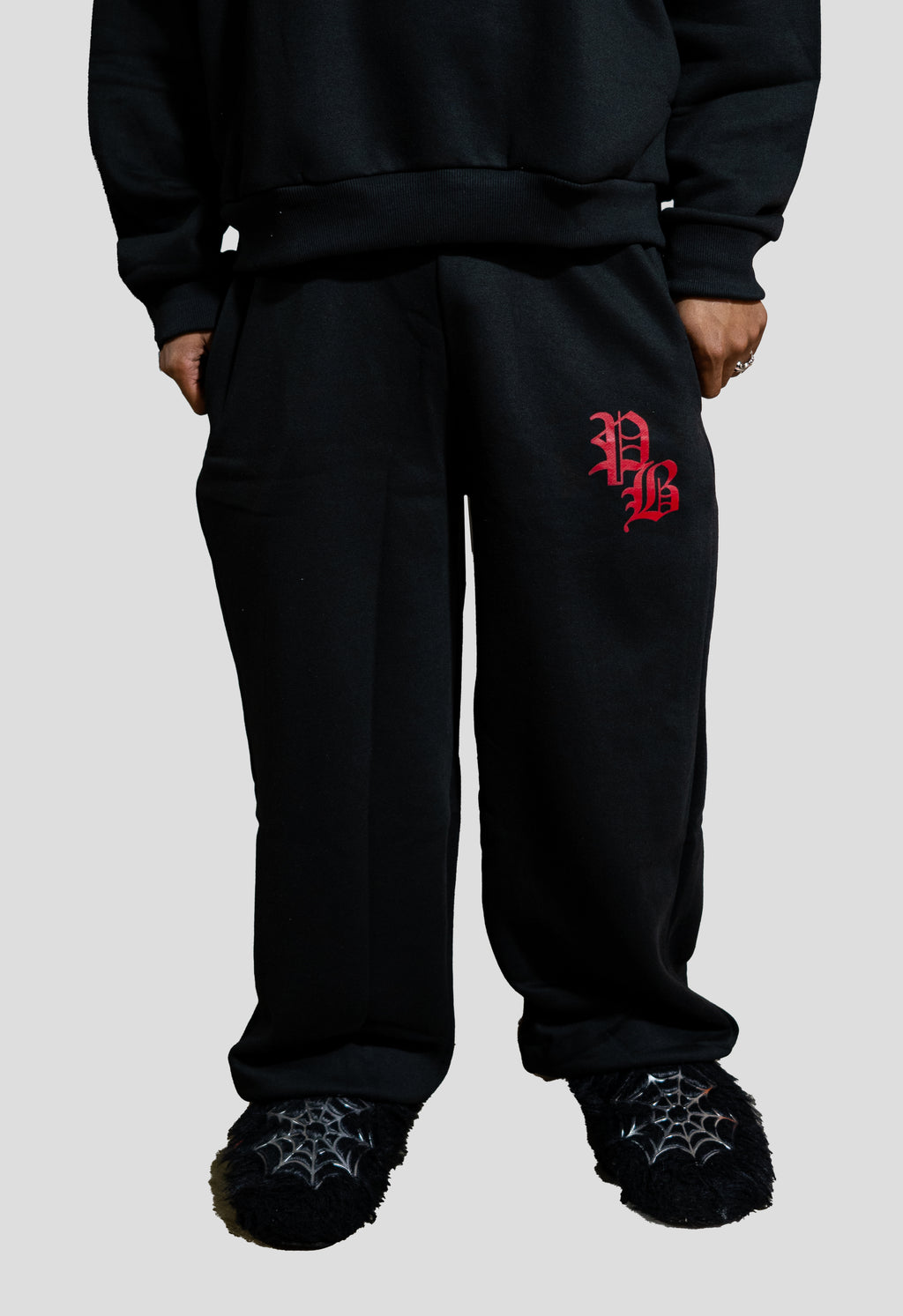 PB Essential Pants Black